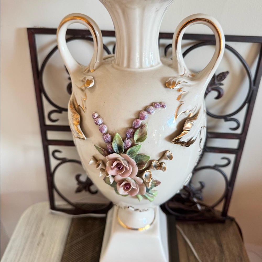 Elegant Floral Ceramic Vase with Gold Accents